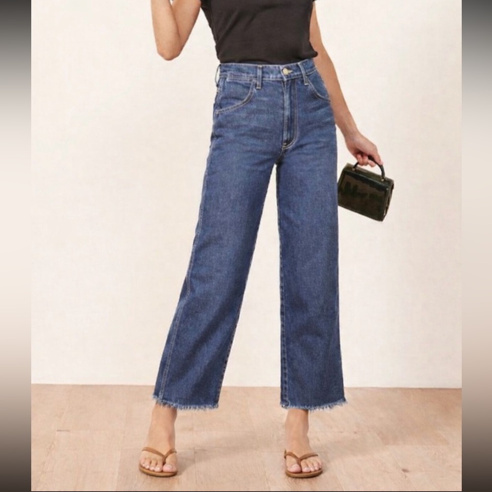 Reformation Max Jean 26 vintage inspired carpenter jeans Indigo wash frayed crop
